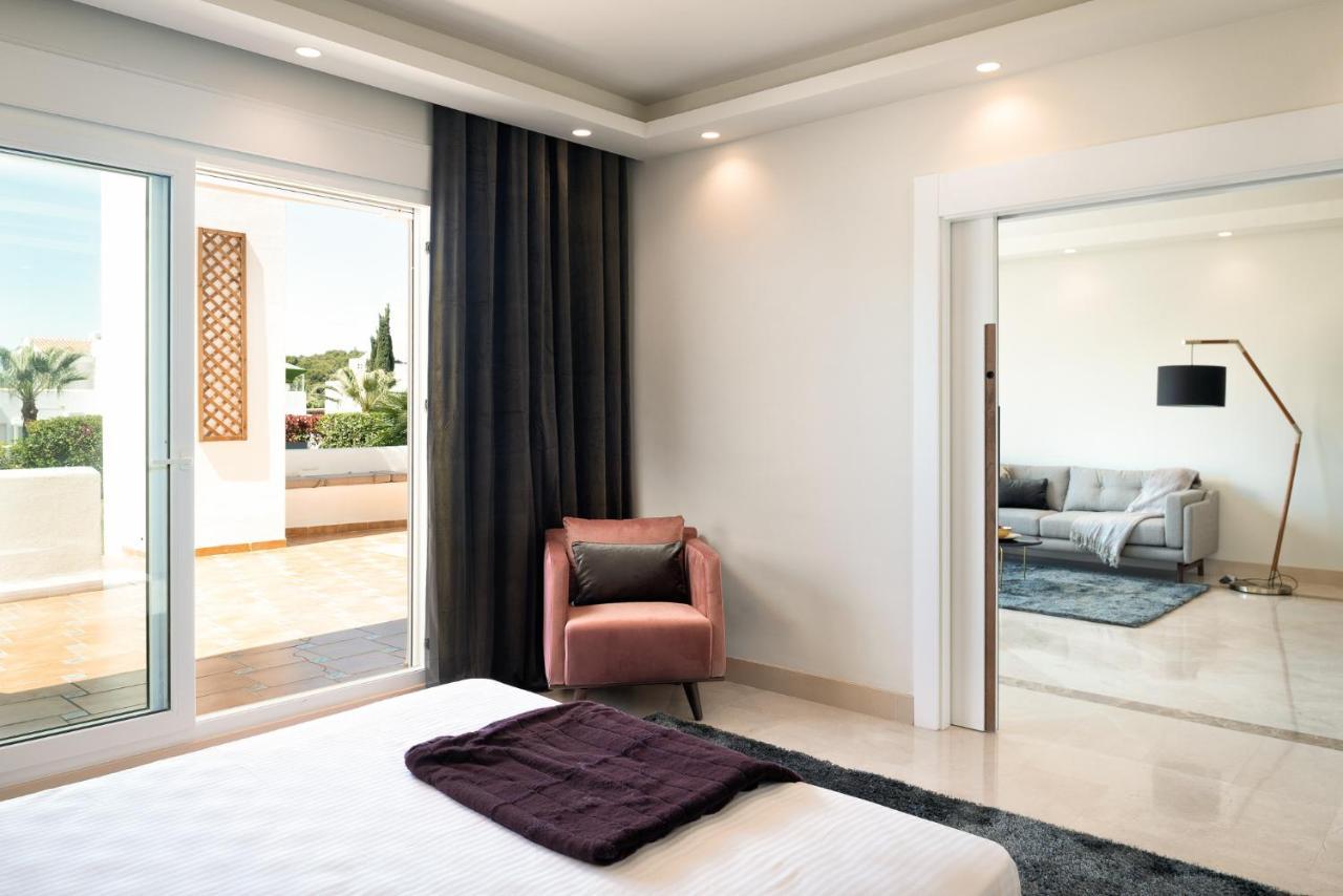 Apartment Stunning Modern Frontline - Rdr206